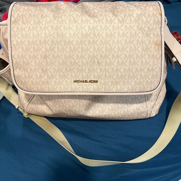 Michael Kors pink diaper bag with changing pad included. True diaper bag - Picture 3 of 4